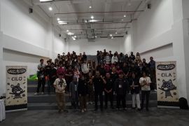 Pelajar dan Mahasiswa di Malang antusias ikuti workshop Aniwayang Desa Timun