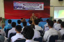 Bangka Tengah gelar sosialisasi pendidikan poltik bagi pelajar