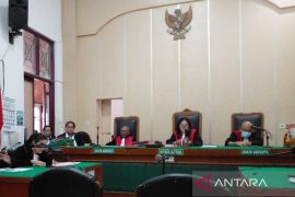 JPU tuntut dua kurir  sabu 298 gram di Tangjung Balai 15 tahun penjara