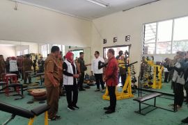 Khofifah: Sarana latihan SMA Negeri Olahraga Jatim perlu perbaikan