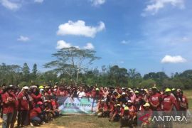 Memiliki Kedekatan Dengan Petugas Kebersihan, Wako Molen Ucapkan Terima Kasih Telah Menjadikan Pangkalpinang Bersih, Rapi dan Indah