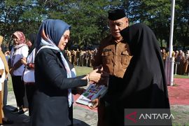 Tiga perpustakaan desa di Bone Bolango terima bantuan Program TPBIS