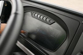 Bus listrik buatan China mulai beroperasi di Santiago, Chile