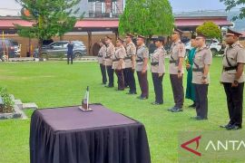 Kapolres Jayapura berharap sertijab 13 perwira tingkatkan etos kerja