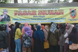 Kendalikan inflasi, Diskopdag Tanah Laut gelar operasi pasar murah