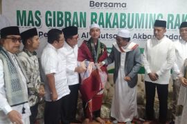 Gibran "diupah-upah" pengasuh Ponpes Al Kautsar  Al Akbar di Medan