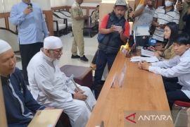 Abu Bakar Ba'asyir titip surat untuk Prabowo lewat Gibran