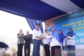 Tenaga kesehatan di Kabupaten Solok raih beragam penghargaan