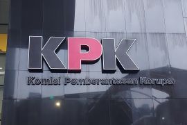 KPK geledah BNPB, Kemenkes, LKPP terkait dugaan korupsi APD COVID-19
