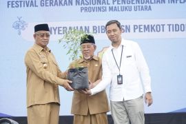 Gubernur Malut ajak warga manfaatkan pekarangan tanam kebutuhan pangan