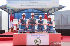 Terbanyak di Asia Tenggara! PLN resmikan 21 unit  "green hydrogen plant" dukung transisi energi
