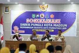 Sasar kepsek, Tim Saber Pungli gelar sosialisasi antipungutan di Madiun