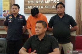 Kriminal kemarin, kafe remang ditertibkan sampai tiket Coldplay