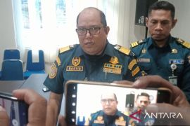 Sejumlah instansi di Baubau urunan bantu kader HMI ke Kongres Pontianak
