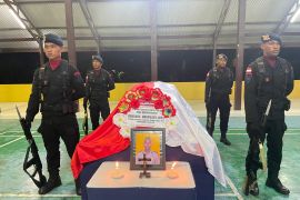 Jenazah korban penembakan Intan Jaya dikebumikan di NTT
