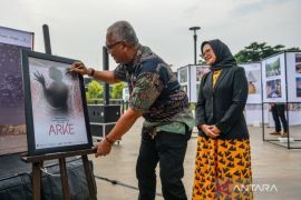 Pameran foto ARKE Kilas Balik Jawa Barat  Page 1 Small