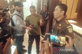 Kejati Maluku tahan tersangka dugaan korupsi dana proyek Pasar  Langgur