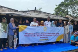 FIA UI berikan pelatihan inovasi UMKM di Kampung Tematik Mulyaharja Bogor