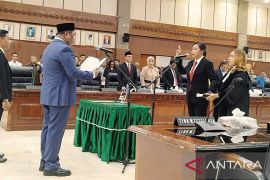 Tina Tetelepta dilantik jadi  anggota DPRD Maluku pengganti  Edwin Adrian Huwae