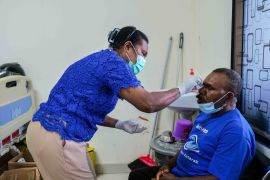 BCA bakti sosial operasi katarak 120 warga Manokwari