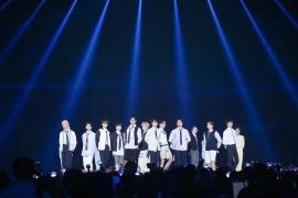 Konser musik grup "SEVENTEEN FOLLOW TO JAPAN" akan tayang di bioskop Indonesia