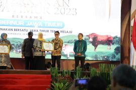 Tulungagung raih penghargaan bidang pembangunan peternakan IB