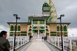 PT BIB persembahkan masjid apung bernilai Rp43 miliar