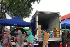 Operasi pasar Perusda - Pemrov Kalbar kendalikan inflasi daerah