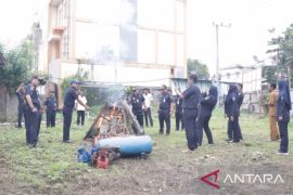 DKP Kaltim musnahkan alat tangkap ikan  tak ramah lingkungan