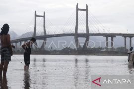 Pemprov Maluku  pastikan UMP naik 4,8 persen pada 2024