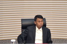 Nawawi sebut Firli sementara tak perlu berkantor di KPK