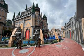 Kabur sejenak ke negeri dongeng, berburu keajaiban