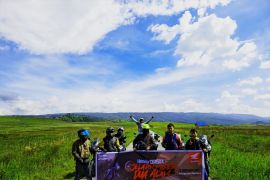 "Honda CB150X jelajah misteri - dua alam "