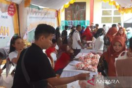 Pemkab Sumenep tekan  kenaikan pangan menjelang Natal dengan GPM