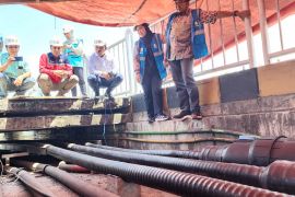 PLN selesaikan interkoneksi listrik Jawa-Madura