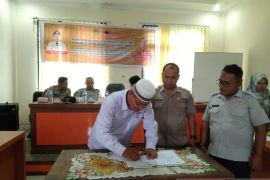 BPBD Tapsel - stakeholder tandatangani MoU dalam hal penanggulangan bencana