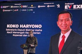 KemenKopUKM sebut UMKM harus ambil peluang di ekosistem kendaraan listrik