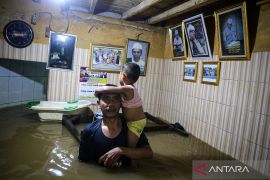 Banjir rendam permukiman di ibu kota Jakarta