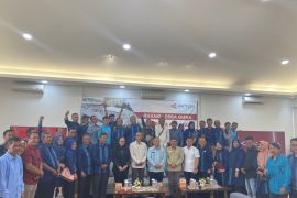 Reward dari Pemkab, Diskominfo Tanah Datar bawa 37 wartawan studi komparatif ke LKBN Antara