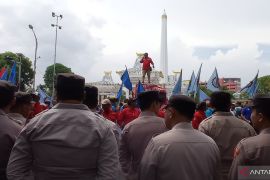 Polrestabes Surabaya siagakan ribuan personel amankan demo buruh soal UMK