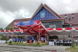 Pemkab Bangka Selatan upacara HUT ke-52 KORPRI, Hari Guru Nasional dan HUT ke-78 PGRI