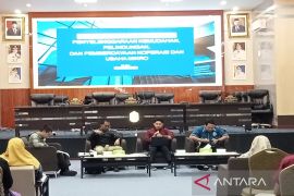 DPRD Banjarmasin uji publik dua Raperda terkait petani dan koperasi