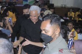 Ganjar ajak mahasiswa di NTT  siapkan diri sambut Indonesia Emas