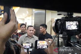 Aktivis sebut penahanan Firli Bahuri jadi kado Harkodia2023