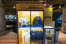 Bayar listrik Rp100 ribu dapat official merchandise Piala Dunia U-17, begini caranya