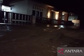 Ratusan Rumah Terendam Banjir Page 1 Small