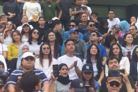 Gibran sapa masyarakat di Sarinah