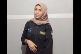 Di tengah kinerja perekonomian global mengalami kontraksi, ekonomi Indonesia tetap tumbuh positif