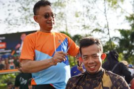 Edi Kamtono puji aksi 50 barber potong rambut untuk Palestina