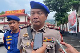 Polairud Maluku Utara tempatkan personel di pelabuhan Jelang Natal